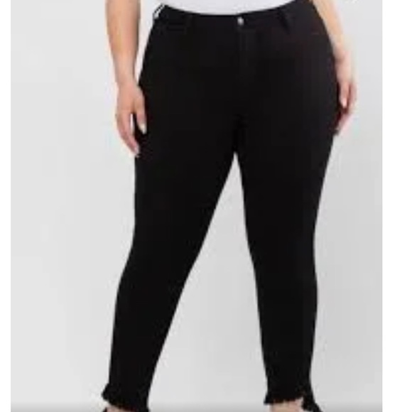 Ms. Cello Black Frayed Bottom Jeans - Picture 1 of 9